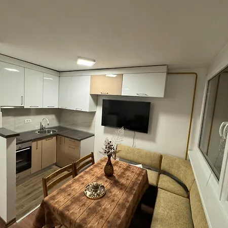 Sany Apartman